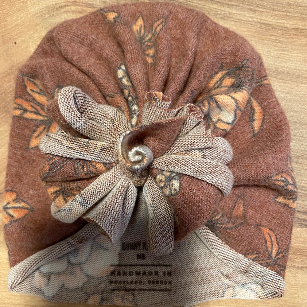 Anise Bunny Knot